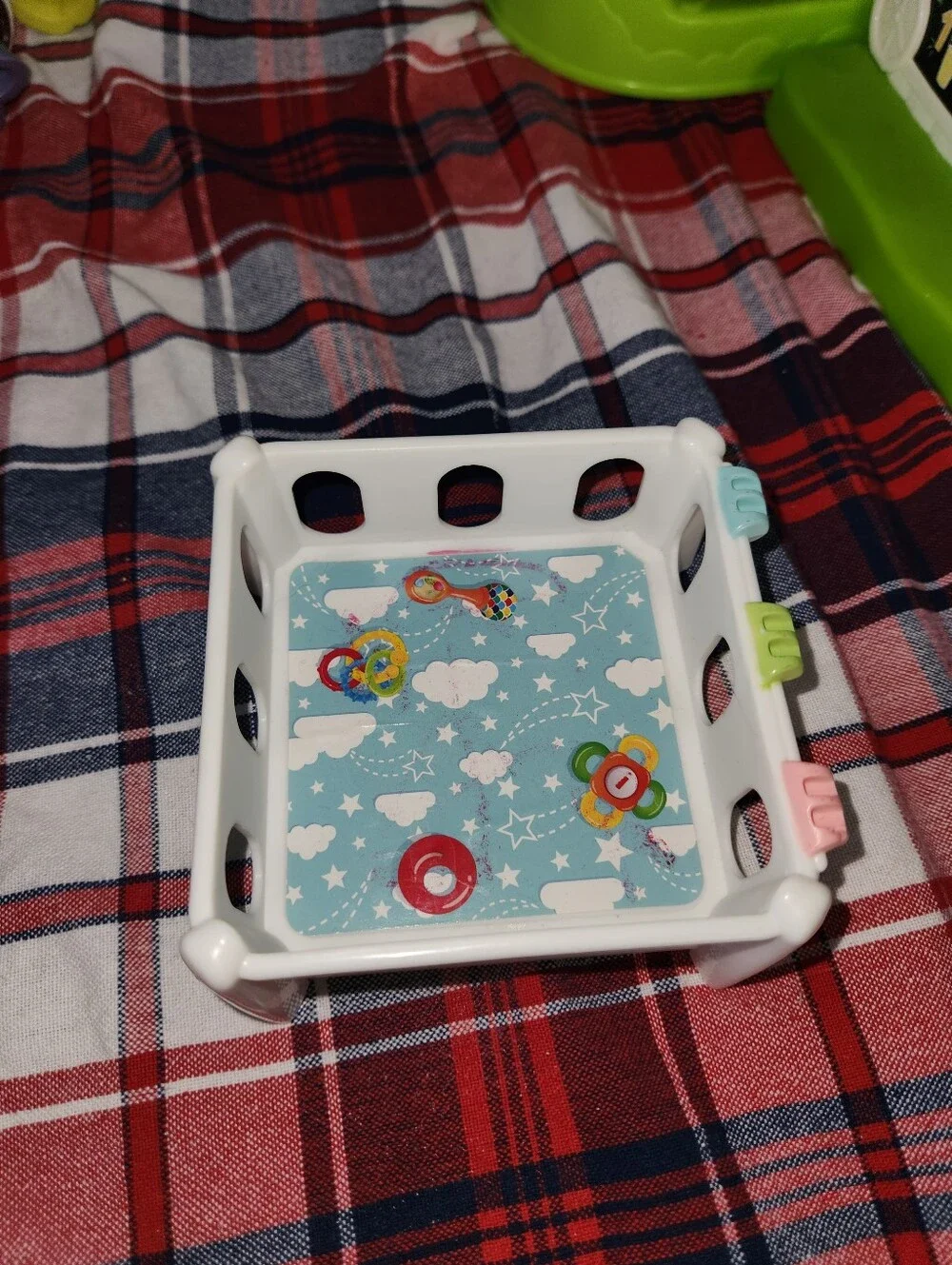 Fisher Price Little People Crib